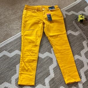 NWT A.N.A Skinny fit mid rise ankle crop jeans